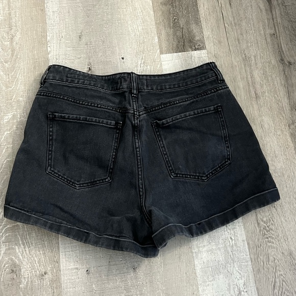 Pacsun Black Mom Shorts - Picture 2 of 7